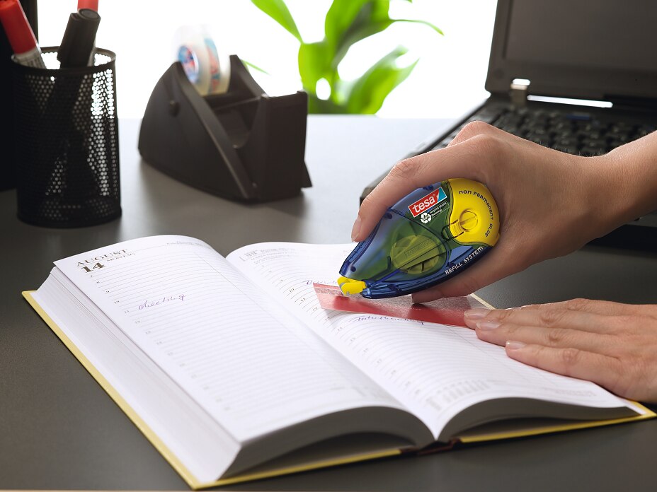 roller-non-perm-gluing-ecologo_ap_001 roller-non-perm-gluing-ecologo_ap_001