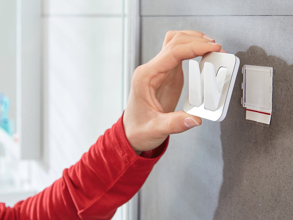 [en-en] tesa PS Waterproof Duo-hook Metal-Plastic
