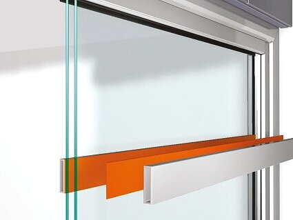 TEASER_industry_markets_building-supply_trims-profiles_mounting-with-tesa-acxplus_12019938