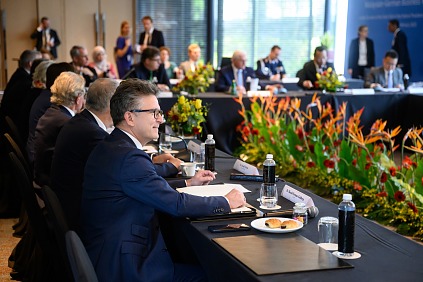 Dr. Norman Goldberg, Chief Executive Officer of tesa SE, joins other members of the accompanying business delegation at a round table hosted by German Federal President Steinmeier with representatives of the German and Malaysian business communities. German Federal President Steinmeier and his wife are visiting the countries of Cambodia and Malaysia during a five-day trip to Southeast Asia. 
Picture credits picture alliance/dpa | Bernd von Jutrczenka