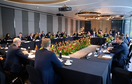 German Federal President Frank-Walter Steinmeier takes part in a round table with representatives of the German and Malaysian business communities. President Steinmeier and his wife visit the countries of Cambodia and Malaysia during a five-day trip to Southeast Asia.
Photo credit picture alliance/dpa | Bernd von Jutrczenka