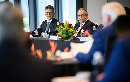 Dr. Norman Goldberg (l-r), Chied Executive Officer of tesa SE, and Arnulf Christa, Chief Executive Officer of Bauer Spezialtiefbau GmbH, together with other members of the business delegation traveling with them, take part in a round table hosted by German Federal President Frank-Walter Steinmeier (r) with representatives of the German and Malaysian business communities. German Federal President Steinmeier and his wife are visiting the countries of Cambodia and Malaysia during a five-day trip to Southeast Asia. 
Picture credits picture alliance/dpa | Bernd von Jutrczenka