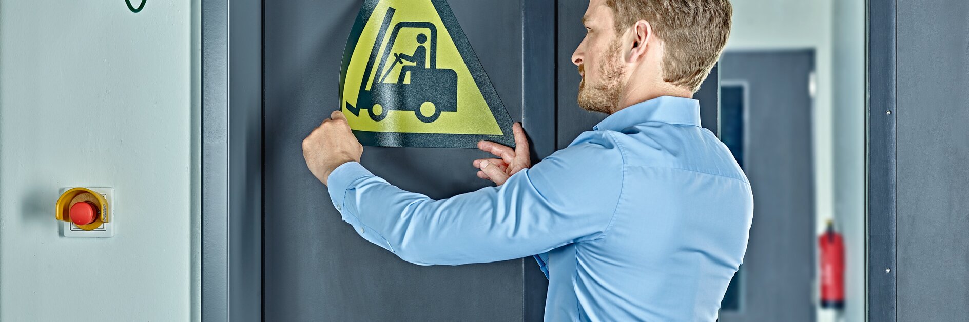 tesa® 656xx Removable Series foam tapes can be removed residue-free thanks to their unique new design.