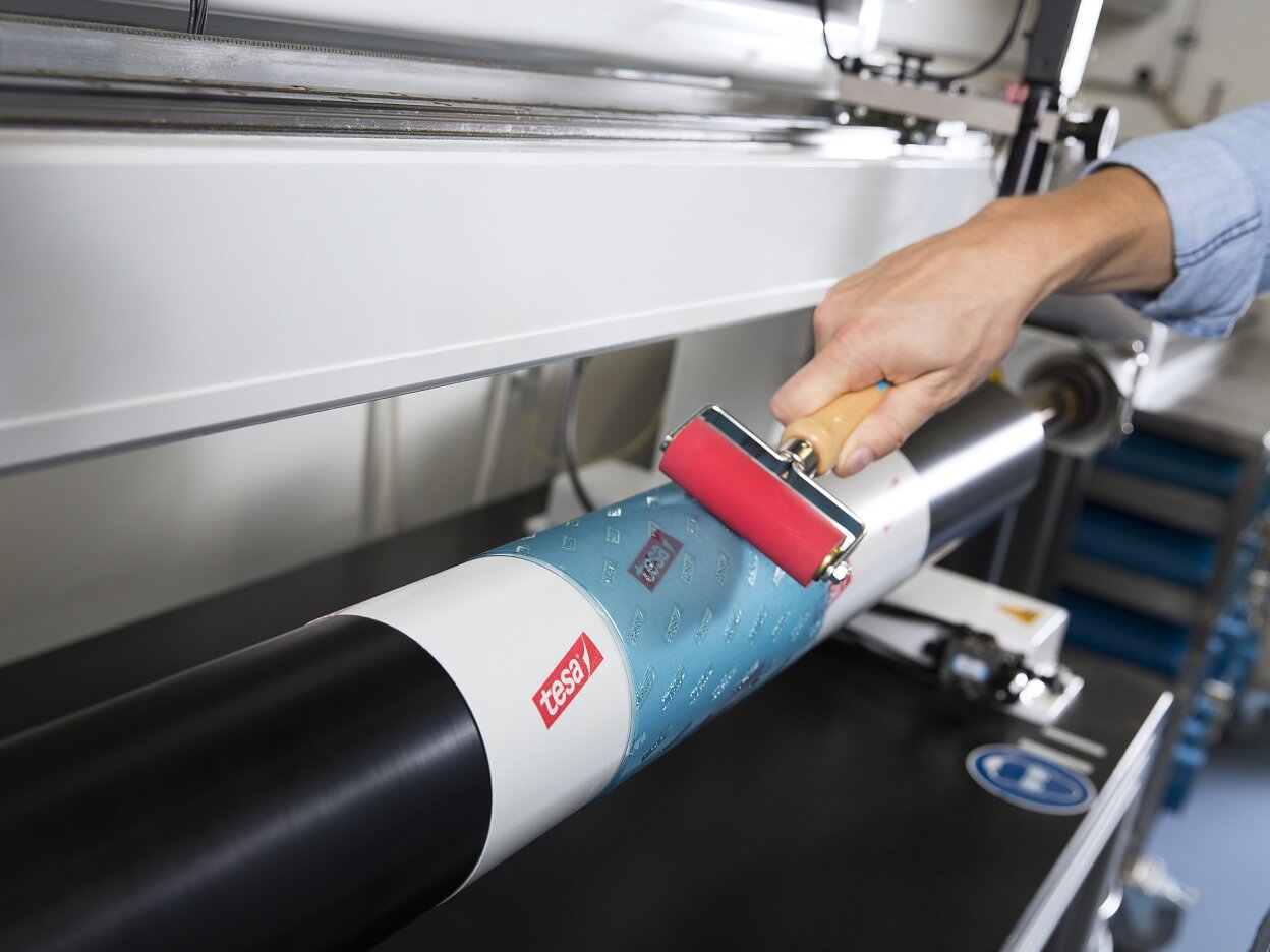 FP&P_Flexographic-Printing_Plate-Mounting-071