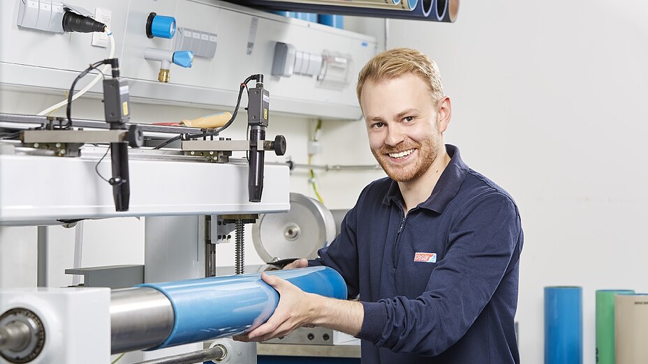 Create Sustainable Flexo Plate Mounting Solutions with tesa® Twinlock tesa® Twinlock is the only reusable, self-adhesive and compressible plate mounting sleeve in the flexographic printing market. Our customized solution allows printers to experience greater process efficiency while ensuring consistent and high quality print results.