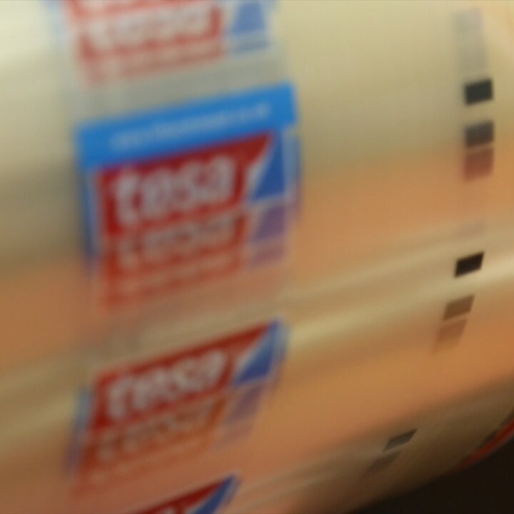 Resealable Food Packaging tesa