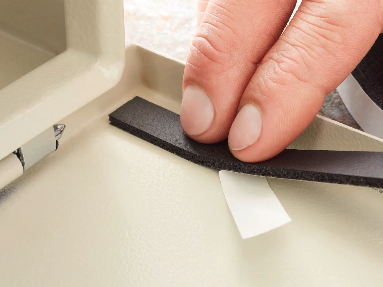 tesa 50601 single sided foam tape 3mm step2of7 ap
