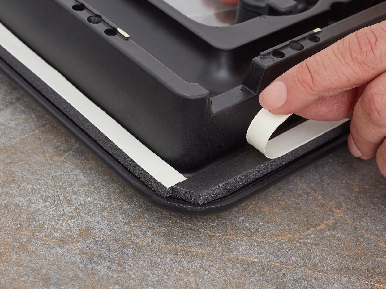 tesa 60106 single sided foam tape step1of3 ap
