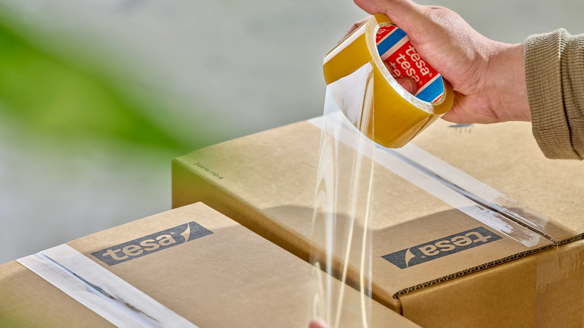 Application of tesa® 60400 Bio-Based Packaging Tape