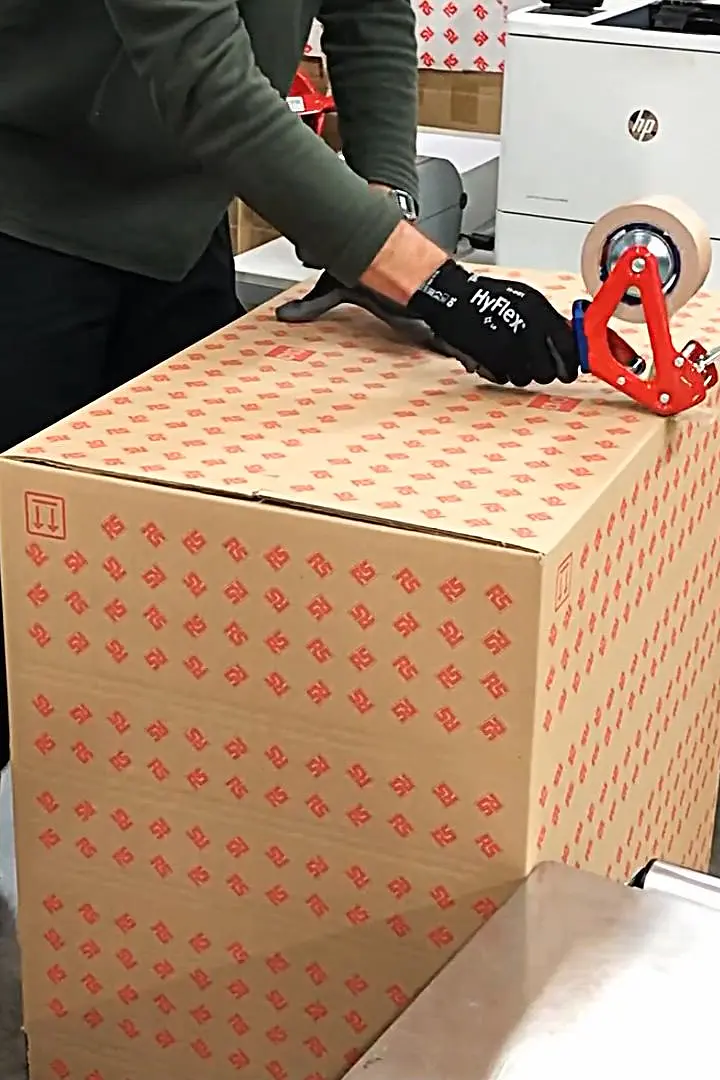 Support customers_RS Group