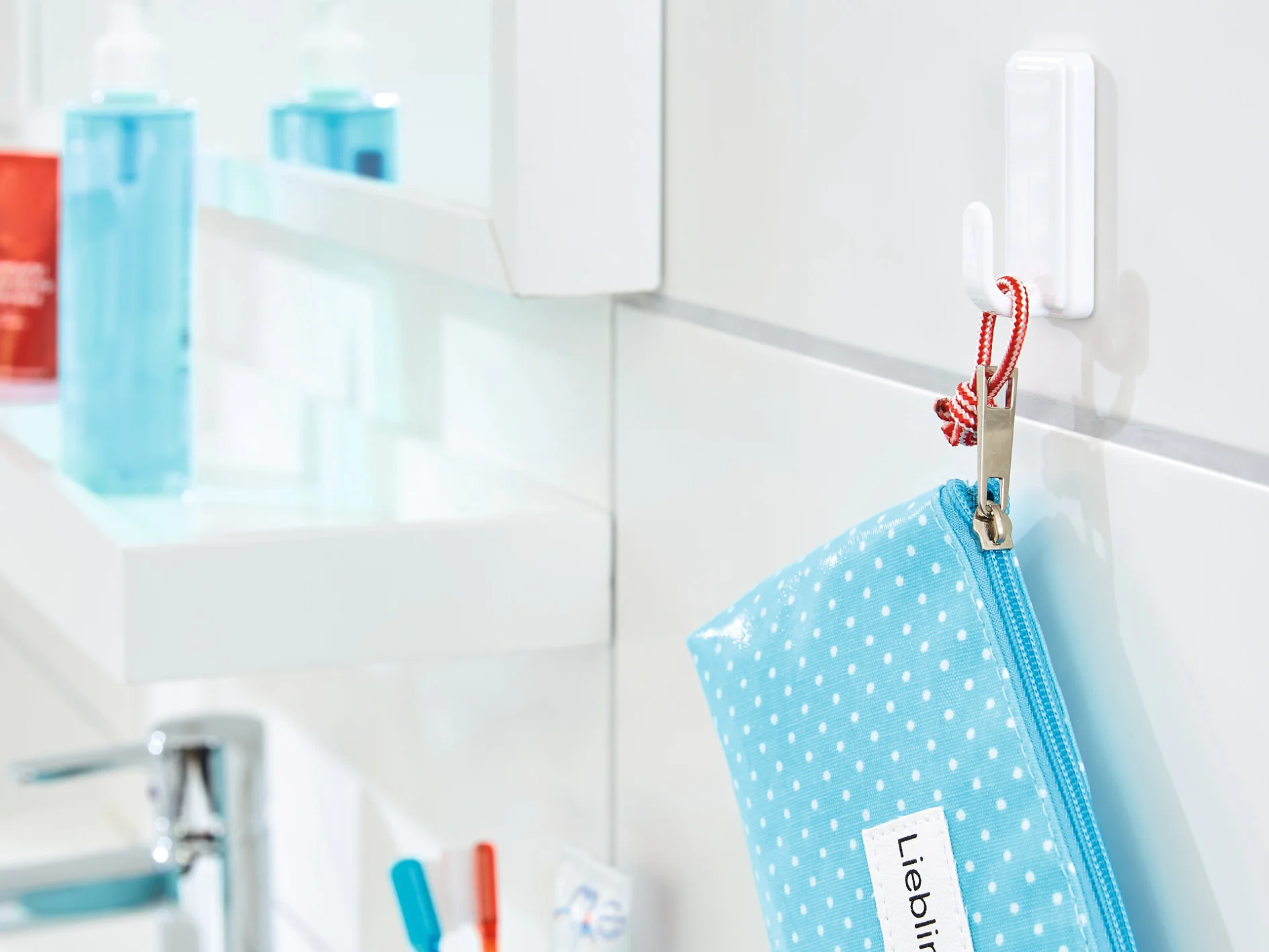 powerstrips-hooks-large-classic_step_10of13_ap