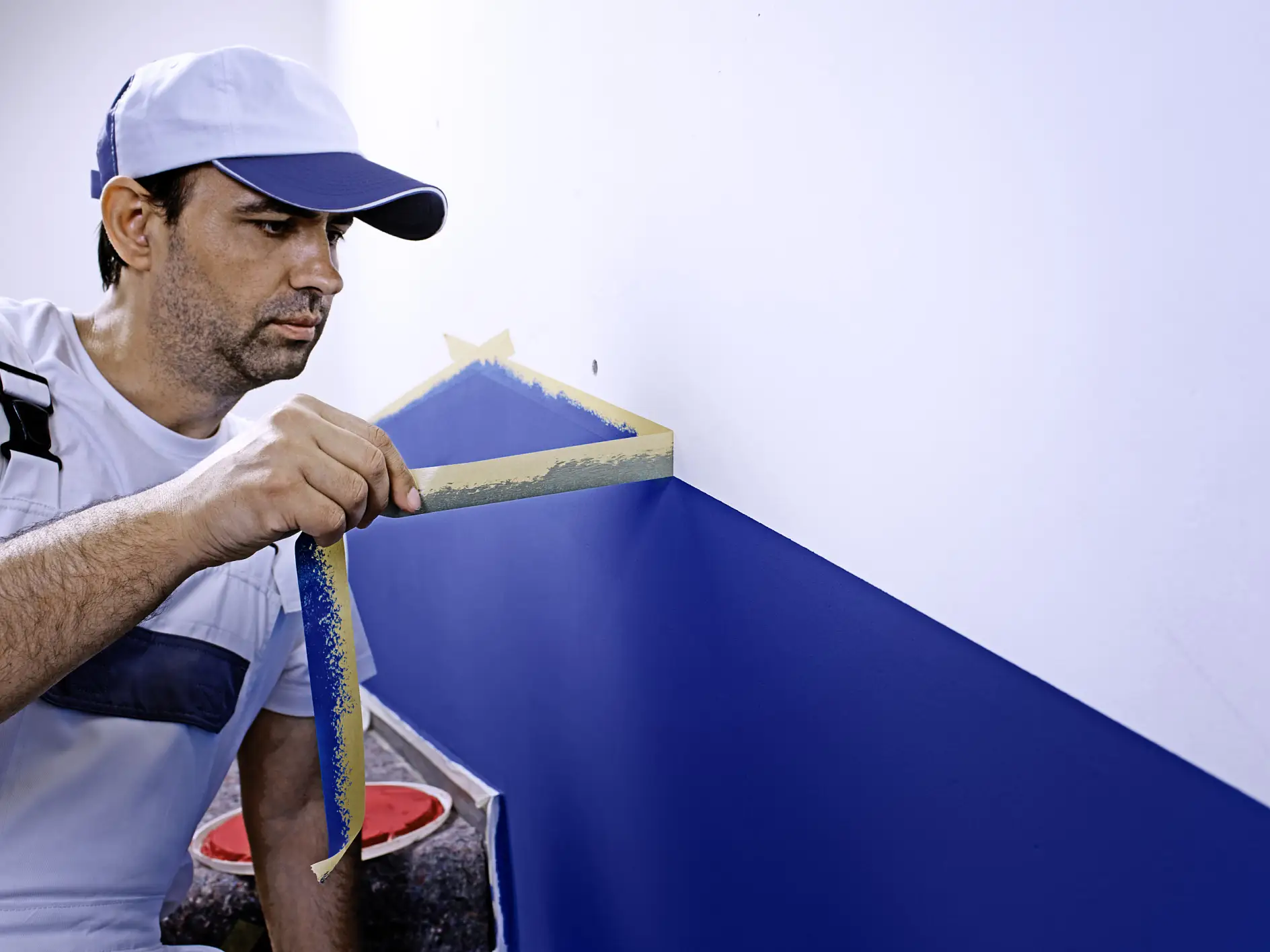 Professional masking and surface protection for sharp paint edges