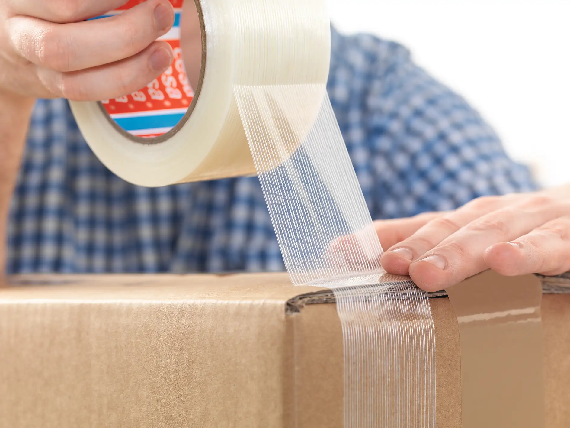 Packaging tape – reliable sealing and simple handling
