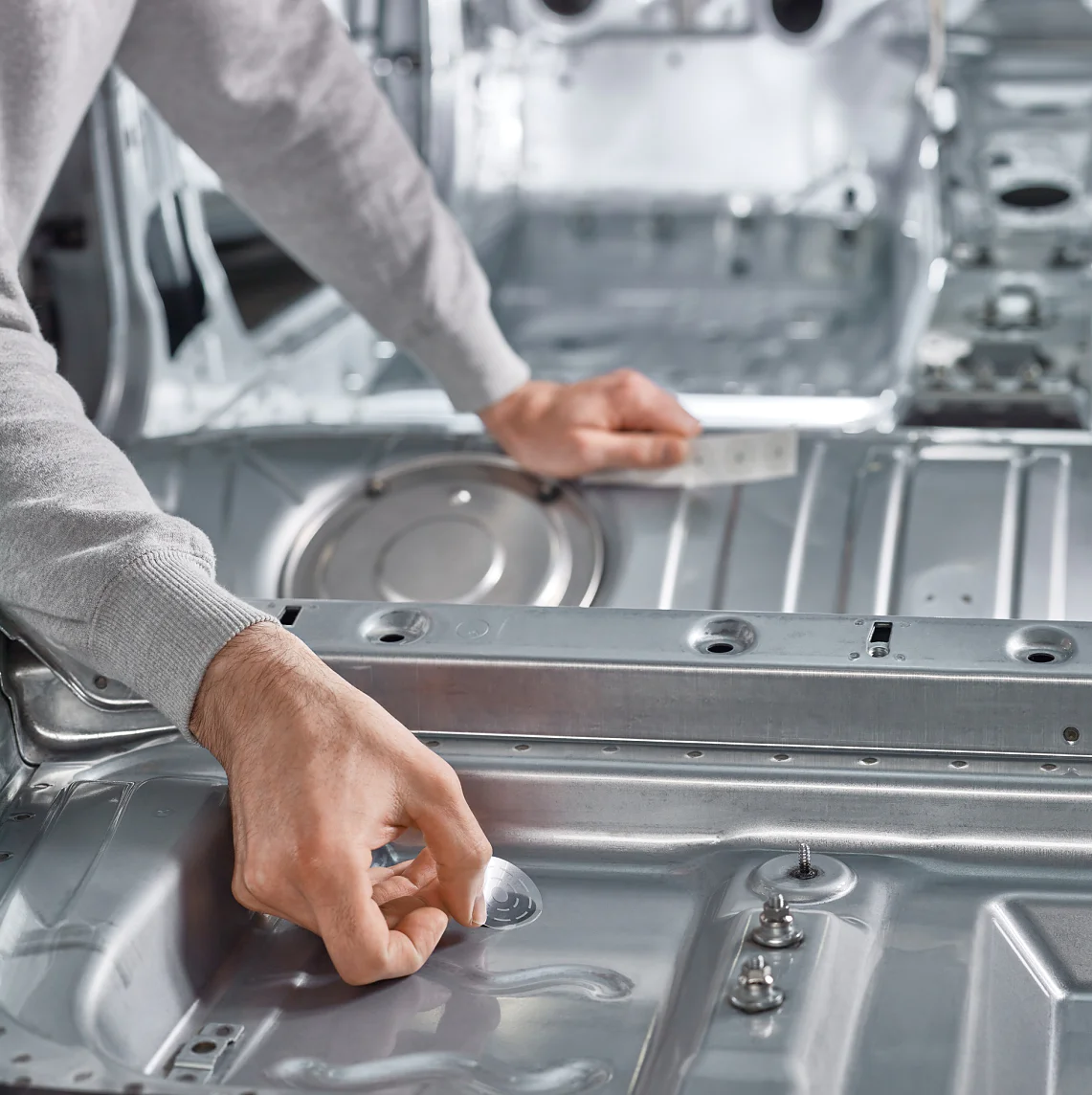 tesa® Automotive: Hole Covering