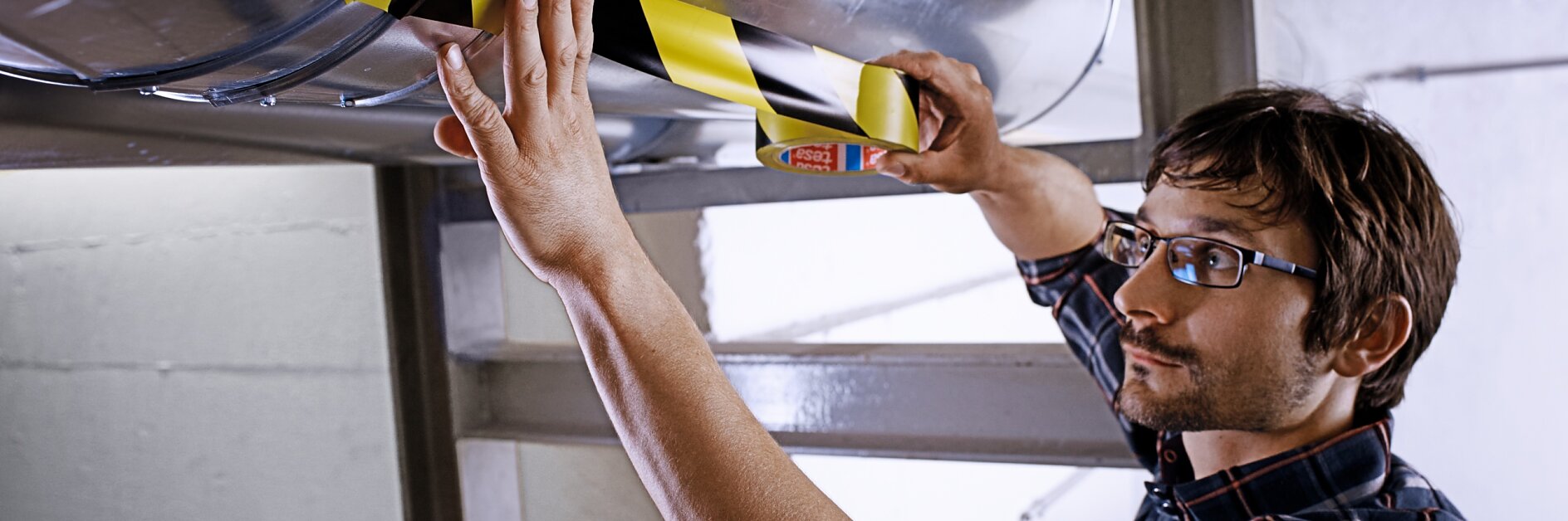 Professional hand tearable, robust marking and warning tapes with high adhesive strength.