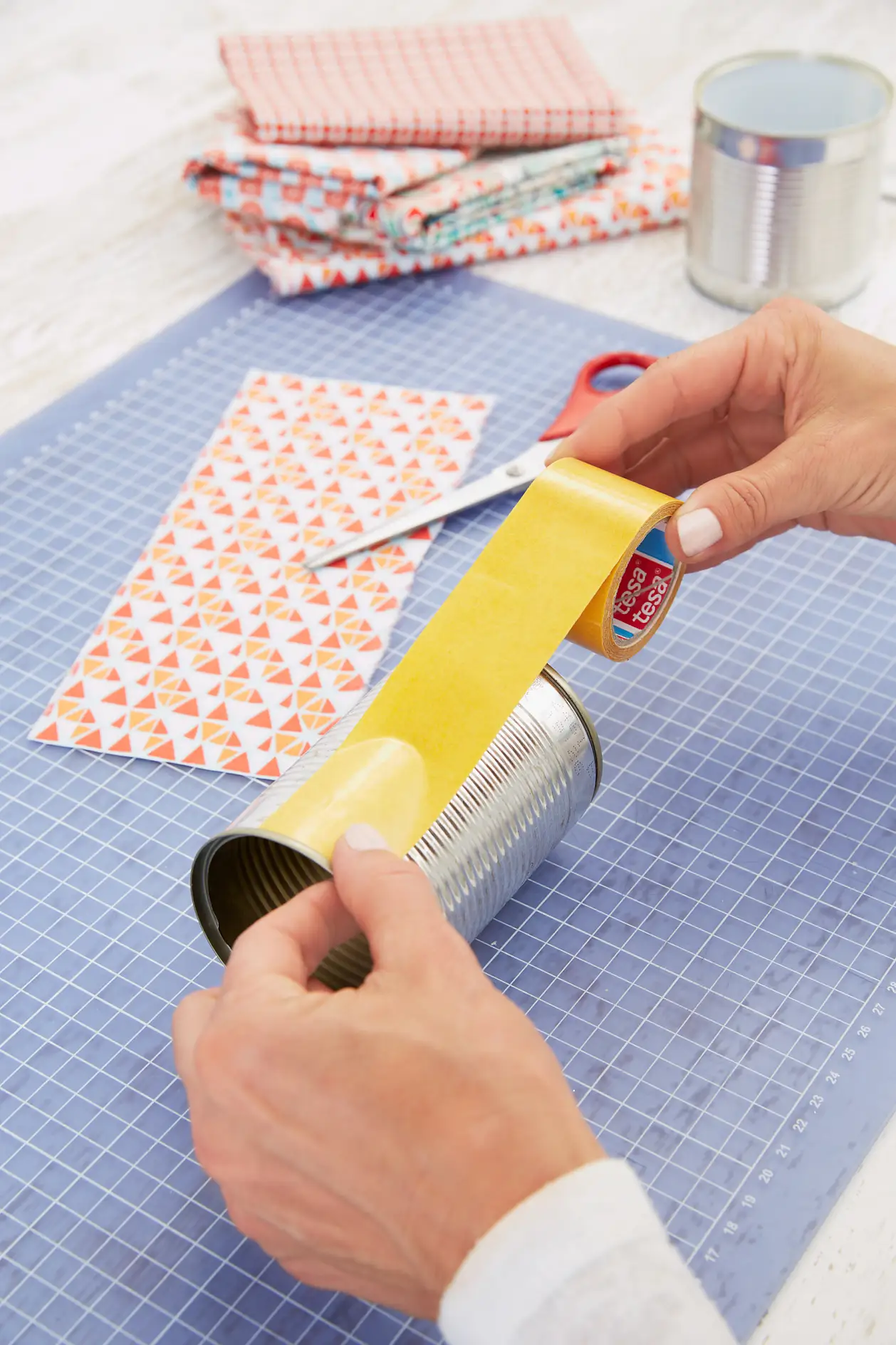 DIY Tin Vase Step 2: Cut the fabrics