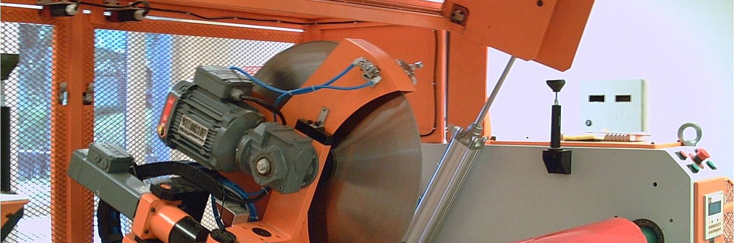 Slitting machine at tesa Converting Center Manaus