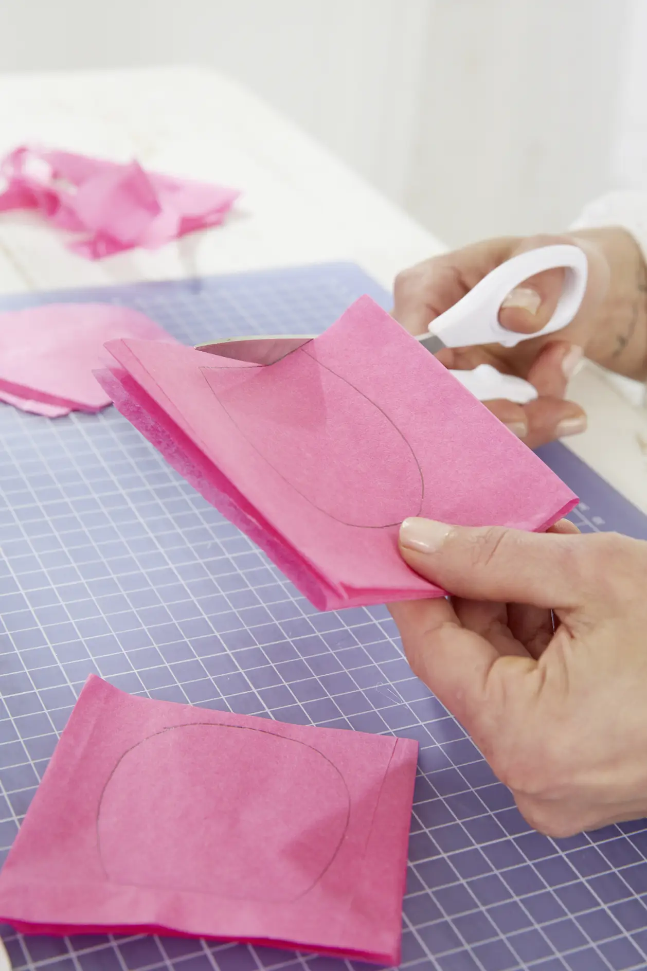 DIY Tissue Paper Rose / Step 3: Cut out