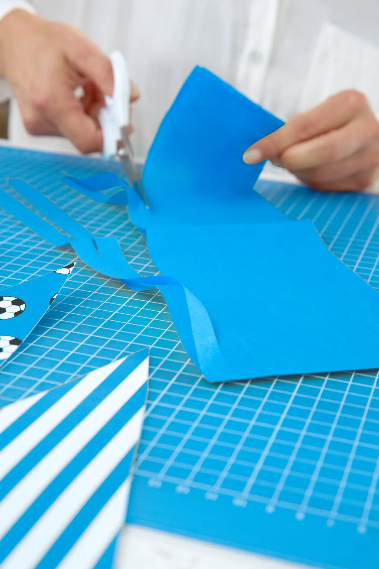 DIY Soccer Garland / Step 3: Cut tissue paper