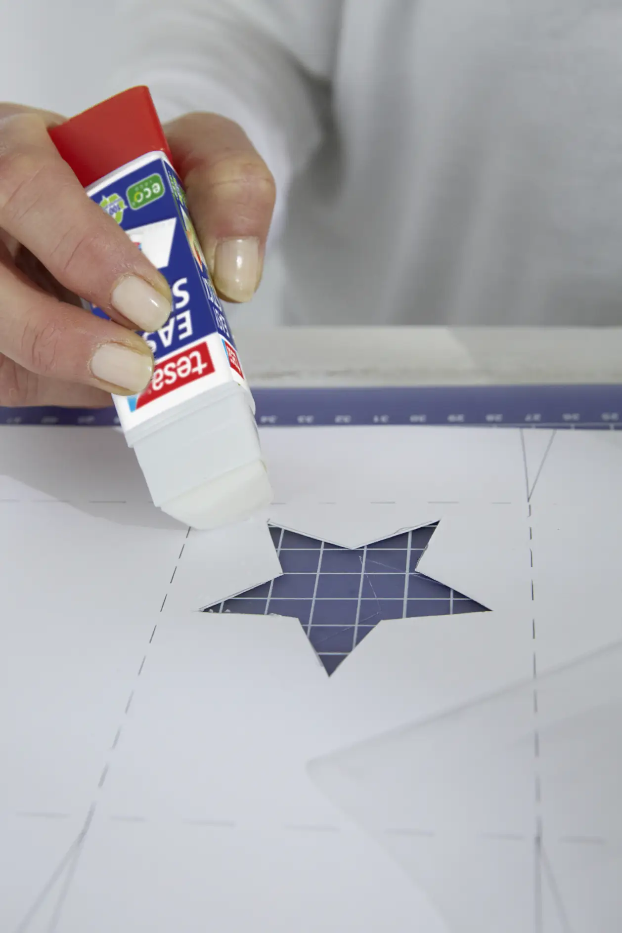 DIY Elegant Folded Cartons / Step 5: Apply Easy Stick