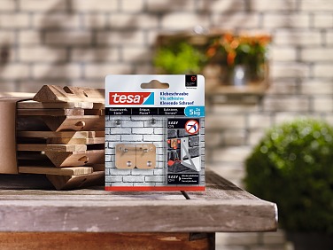 Strong hold on rough surfaces.