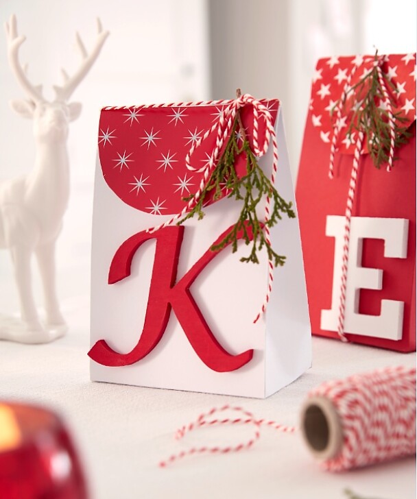 CHRISTMAS GIFT WRAPPING COMPETITION has ended!) tesa