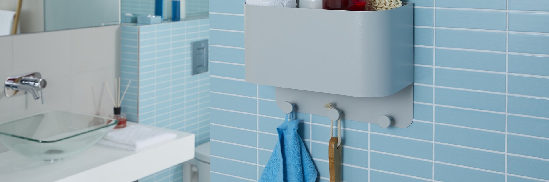 Wall mounted bathroom rack mounting without drilling tesa