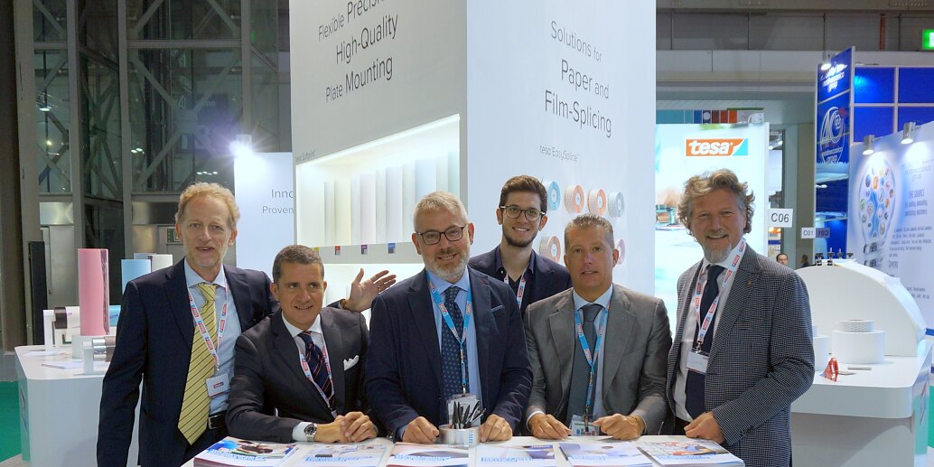group shot Print4All Print4All tradeshow team Italy, 2018