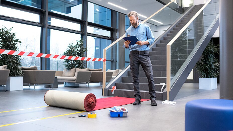 tesa-Facility-Management_Overall_kv_022_RGB_03_Q tesa-Facility-Management_Overall_kv_022_RGB_03_Q