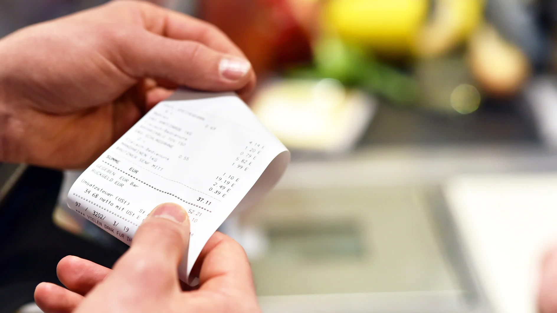 Thermal paper cash register receipt