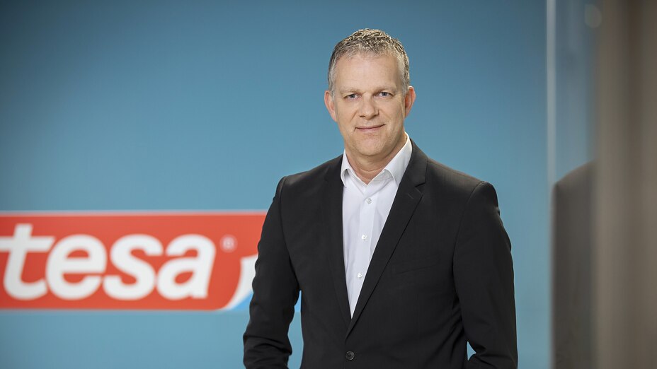 Dr. Jörg Diesfeld, CFO Dr. Jörf Diesfeld, Chief Financial Officer, tesa SE