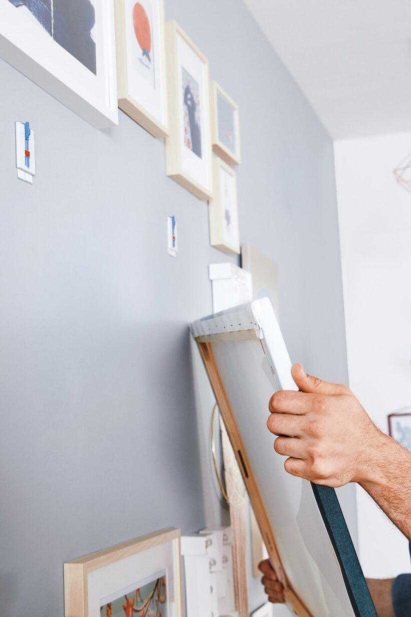 Adhesive helpers for Home and Office