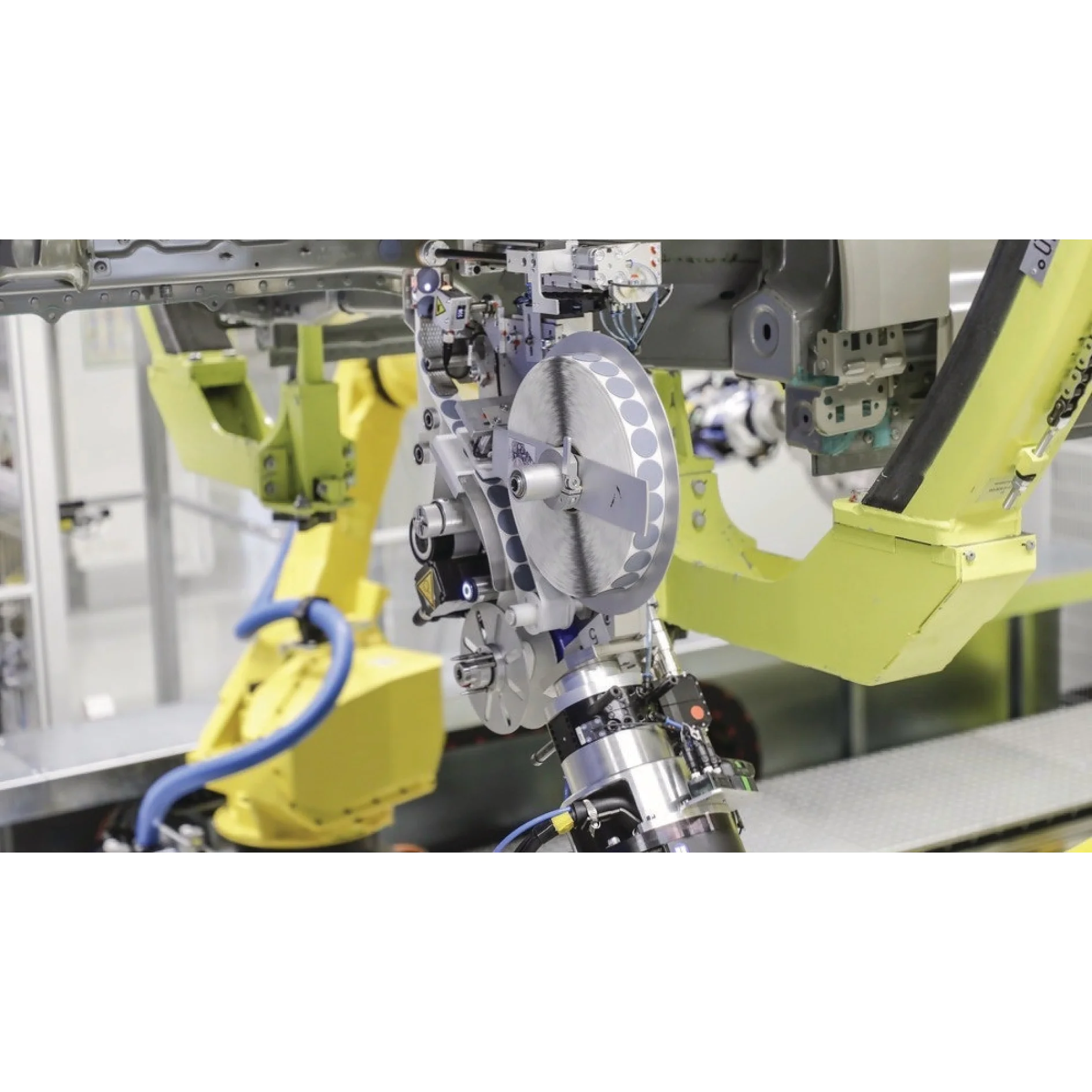 tesa-automotive-automated-hole-covering-004