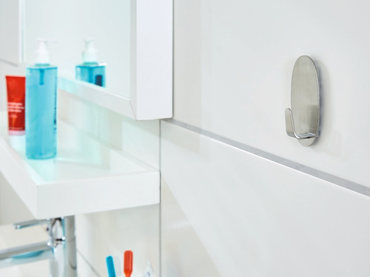 [en-en] tesa Powerstrips Waterproof hooks L Metal oval
