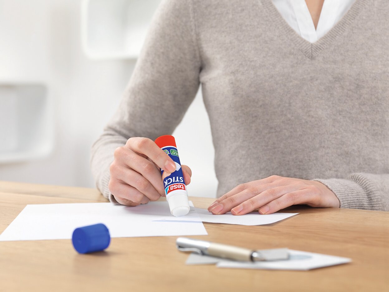[en-en] tesa Glue Stick ecoLogo, 20g