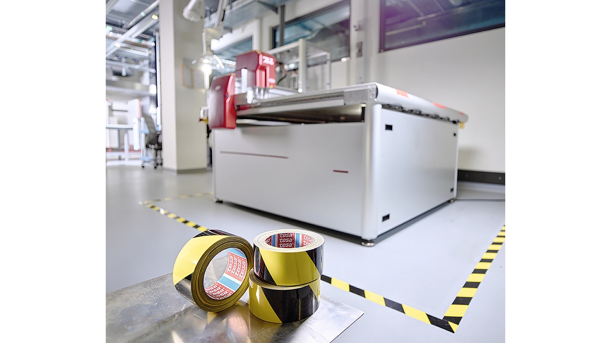 tesa-60960-anti-scratch-pet-floor-marking-tape-as-005