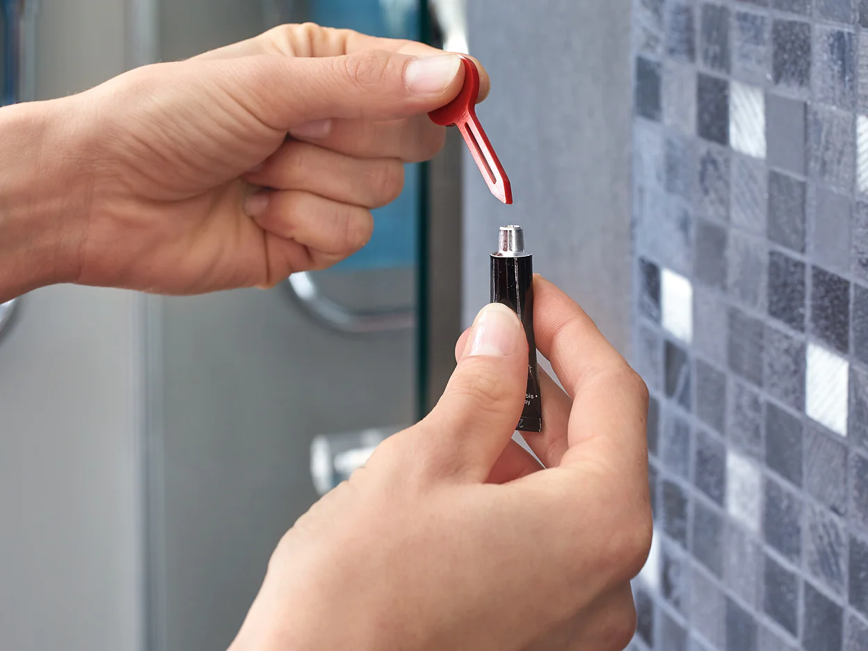 [en-en] tesa Powerbutton Universal hook Large