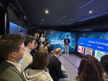 Several partners were on-site and presented their AI progress to the tesa employees.