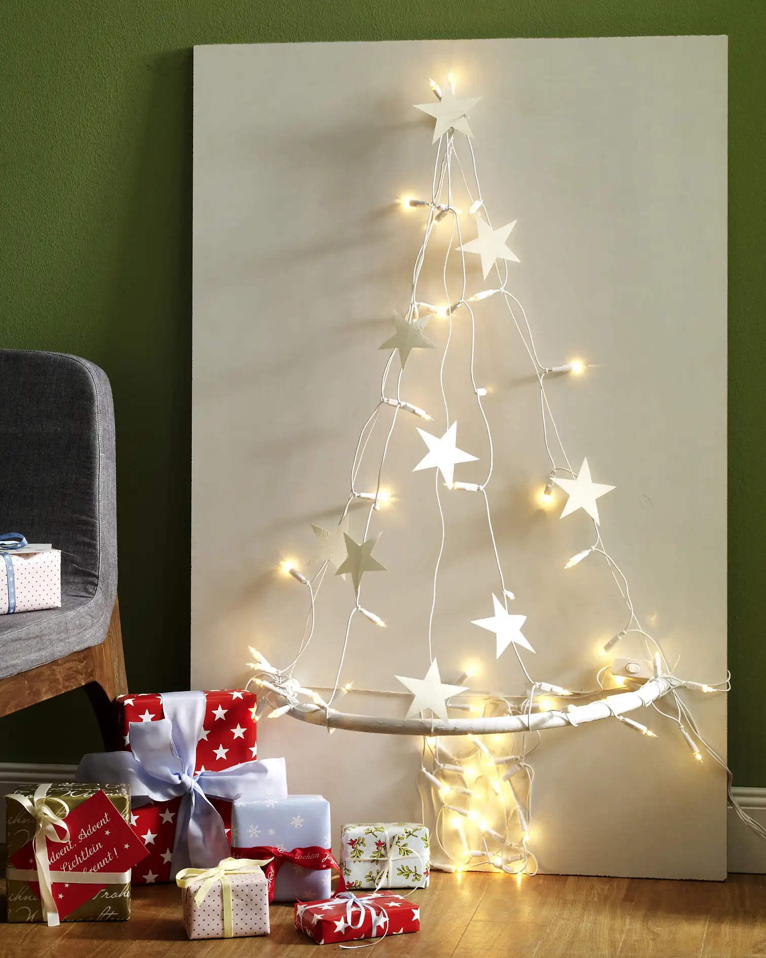 The final result of our creative diy christmas tree project. We hope you enjoyed this project and we wish you a merry christmas!