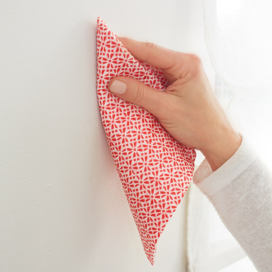 Powerstrips Tips & Tricks: Hanging vases / Step 4 Powerstrips Tips & Tricks: Hanging vases / Step 4