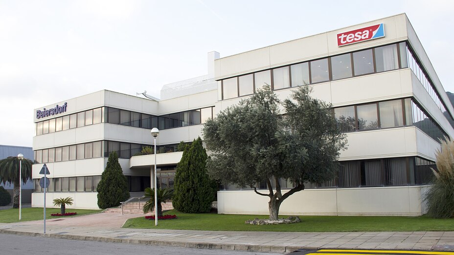 Oficinas tesa tape s.a. Oficinas de tesa tape s.a. en Argentona (Barcelona)