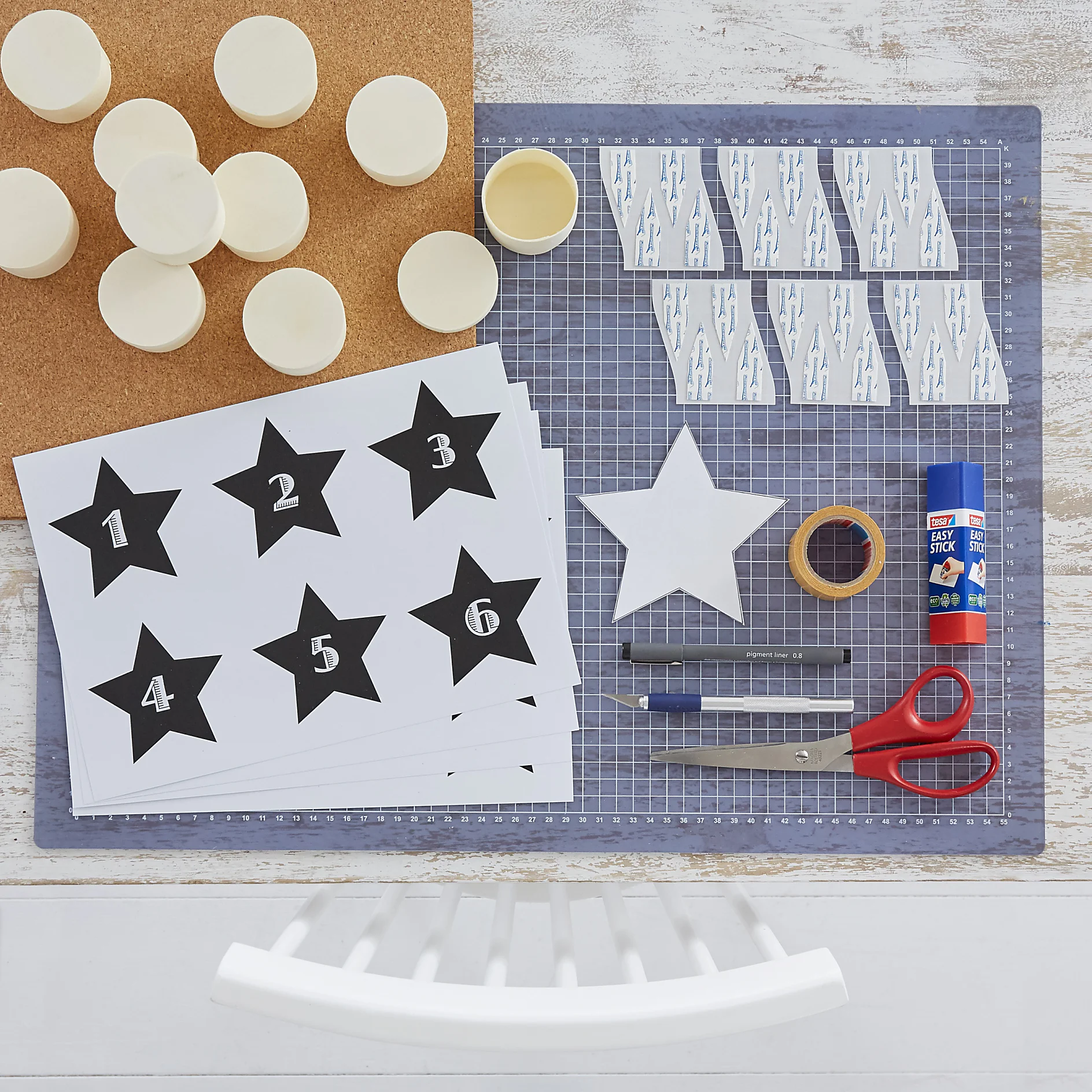 DIY Star Christmas Calendar Overview