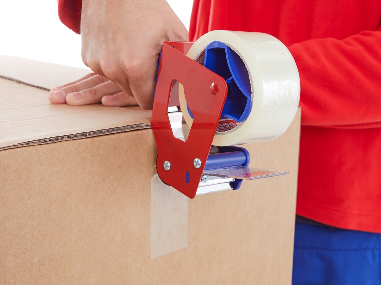 tesa 64014 low noise packing tape step1of3 001