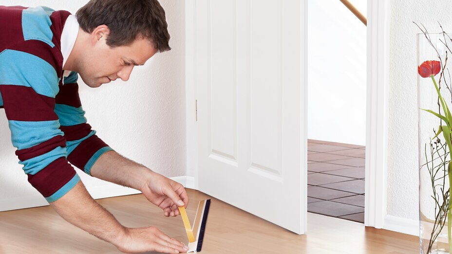 Aislamiento de puertas con tesa Aislamiento de puertas para ahorrar en gastos energéticos