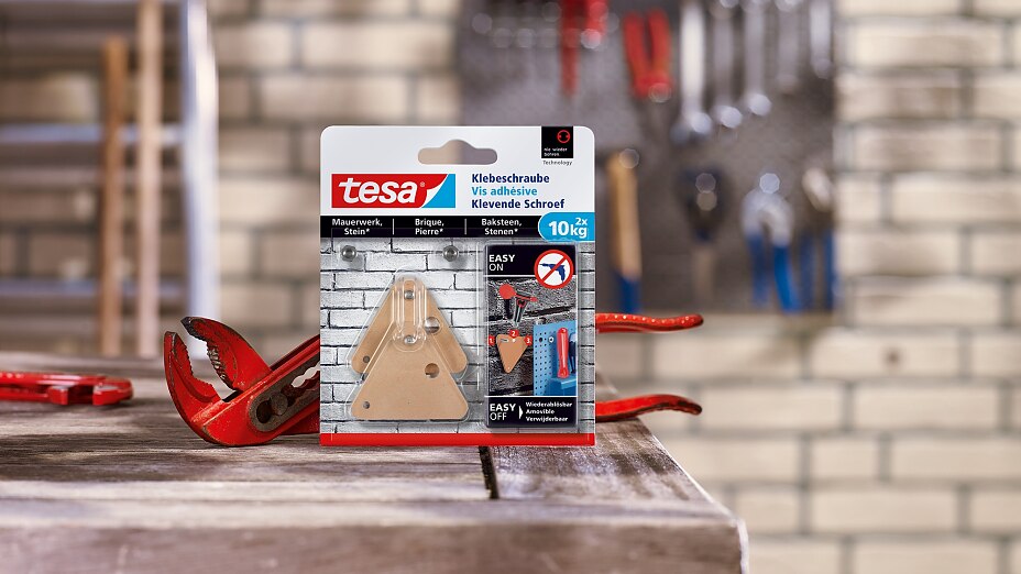 How to use the tesa® Adhesive Screw Triangular for Brick & Stone 10kg. How to use the tesa® Adhesive Screw Triangular for Brick & Stone 10kg.