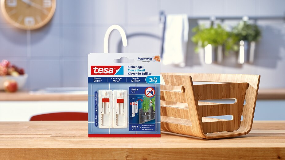 How to use the tesa® Adjustable Adhesive Nail for Tiles & Metal 3kg. How to use the tesa® Adjustable Adhesive Nail for Tiles & Metal 3kg.