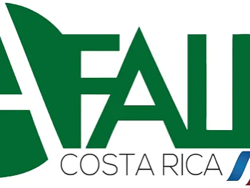 Logotipo de AFALPI Costa Rica, que presenta una letra A verde estilizada dentro de un círculo junto a las letras FALPI verdes. El texto Costa Rica se encuentra debajo, acompañado de pequeñas franjas estilizadas de color rojo, blanco y azul. (This text has been generated by AI)
