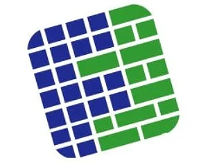 Una cuadrícula rectangular compuesta por bloques azules y verdes, inclinada hacia la derecha. Los bloques están dispuestos en un patrón alterno dentro de la cuadrícula utilizando cinta tesa. El fondo es blanco. (This text has been generated by AI)