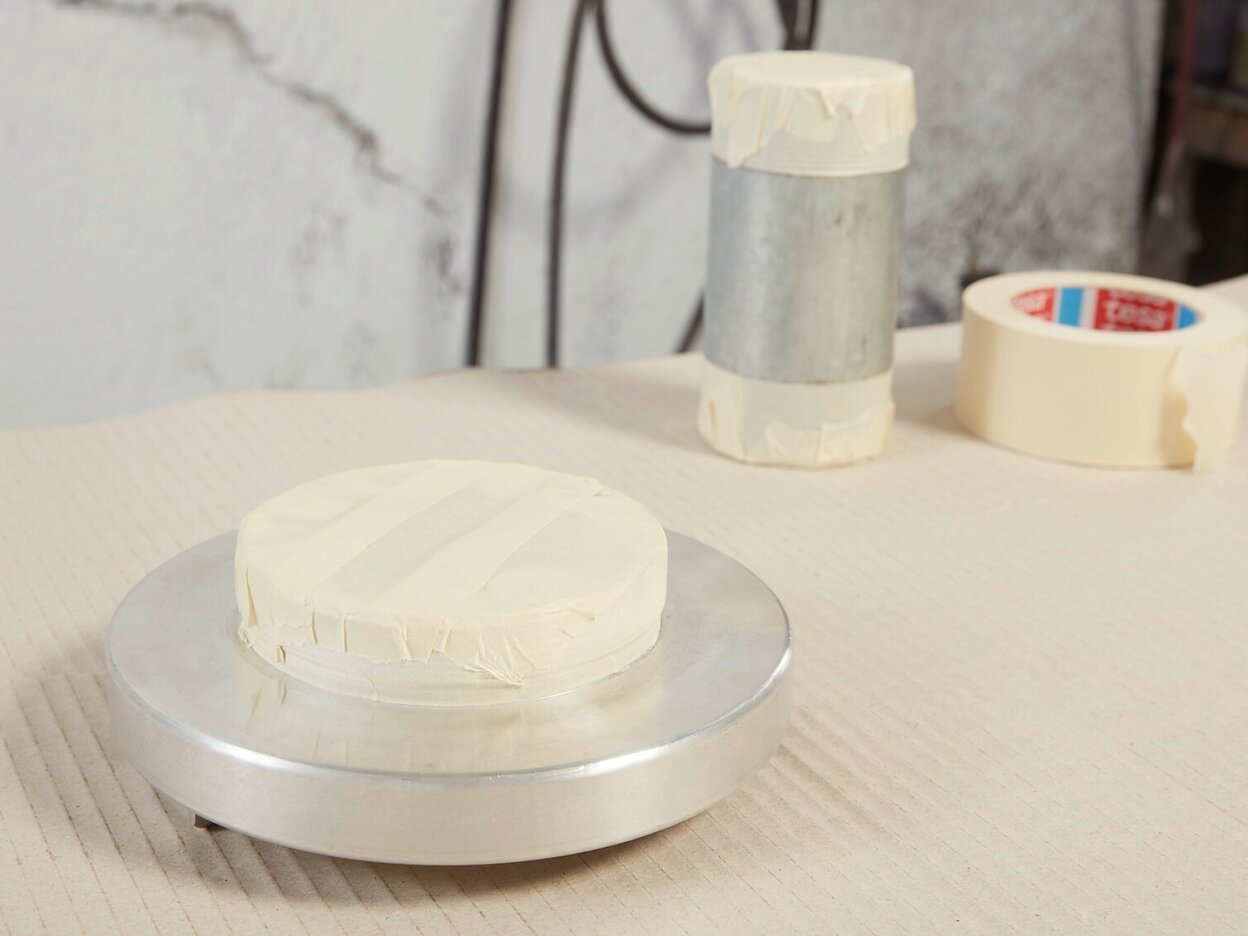 tesa-4317-thin-paper-masking-tape-for-paint-spraying-round-step3of8-ap
