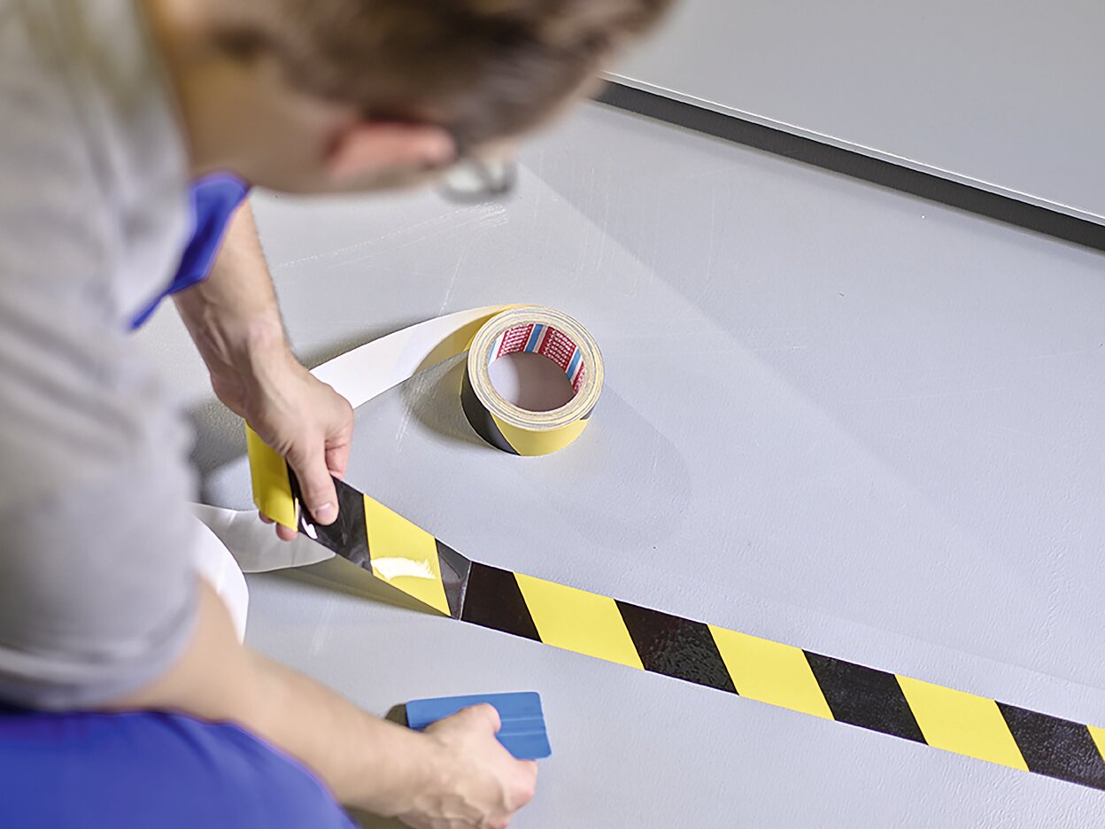 tesa-60960-anti-scratch-pet-floor-marking-tape-010